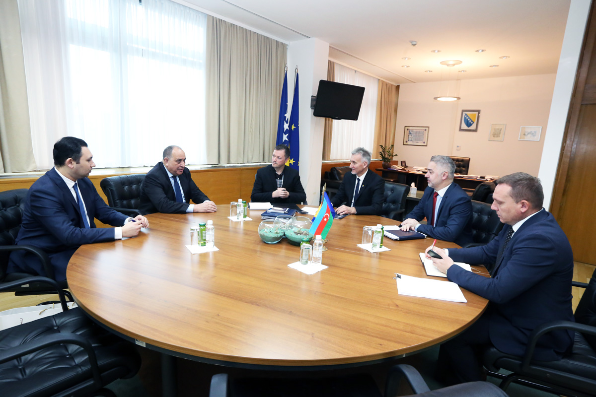 Predsjedavajući Doma naroda PSBiH Kemal Ademović primio u posjetu ambasadora Republike Azerbejdžan u BiH